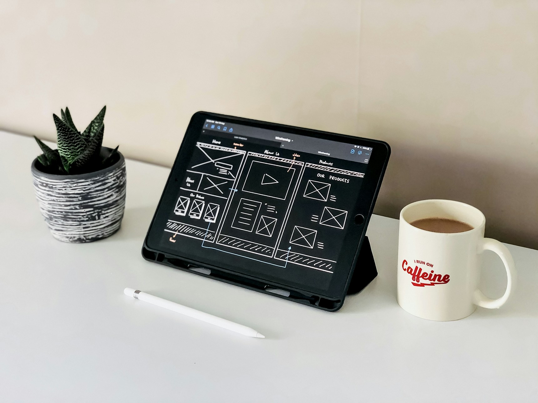 Essential Business Apps for Entrepreneurs- Digital Tools That Drive Success in 2025 - Essential Business Apps for Entrepreneurs: Digital Tools That Drive Success in 2025 | SmartTech News